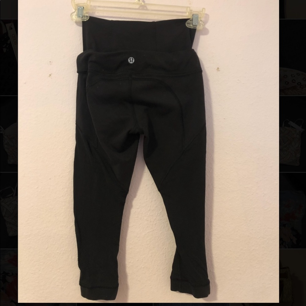 Lulu Lemon Crop Leggings/High-waisted